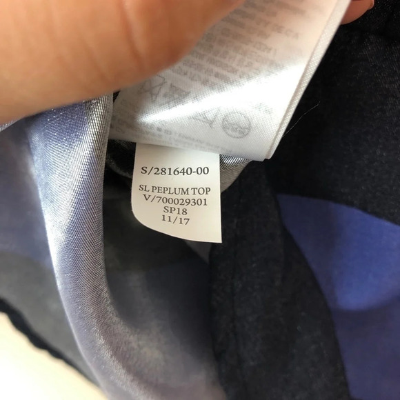 Banana Republic | Striped Shimmer Peplum Top 0P - Picture 6 of 6